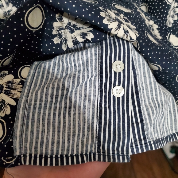Unique 100% Cotton Floral & Striped Button-up Blouse Womens Size Small - Picture 13 of 14